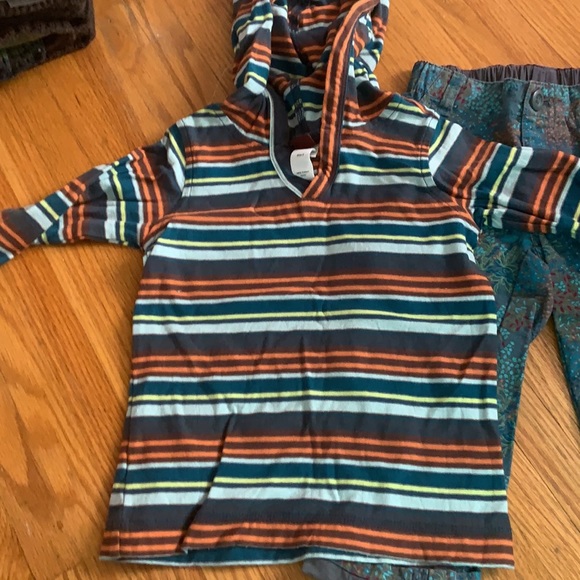 Tea Set - Picture 5 of 5